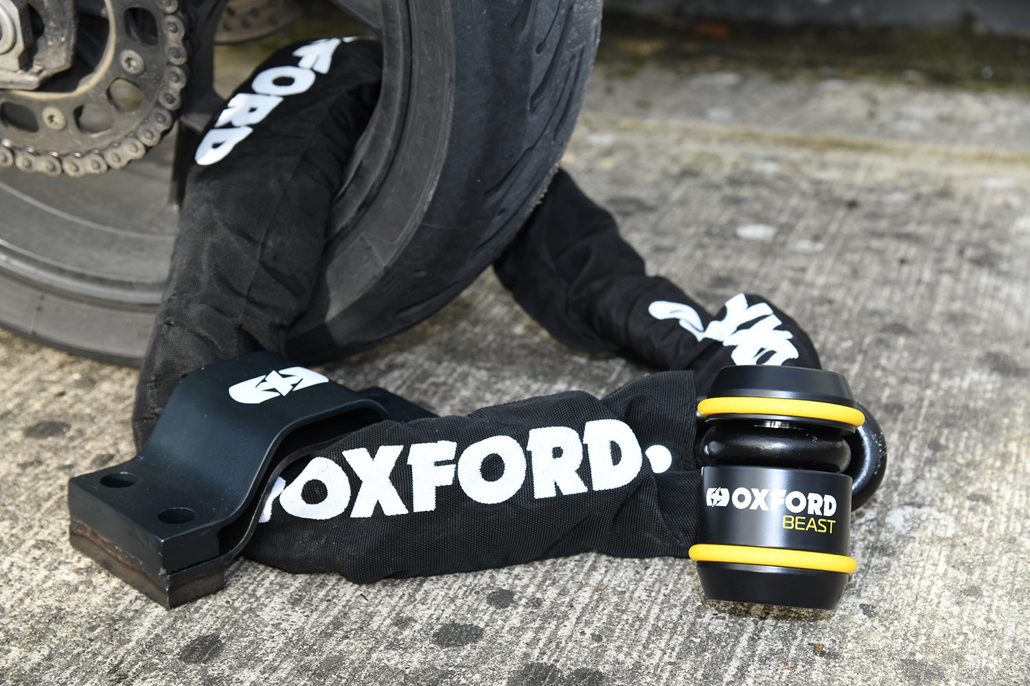 Oxford Locks The Beast Oxford Unisex Adult 10 Ground Anchor For Floors Oxford Locks The Beast Oxford Unisex Adult 10 Ground Anchor For Floors